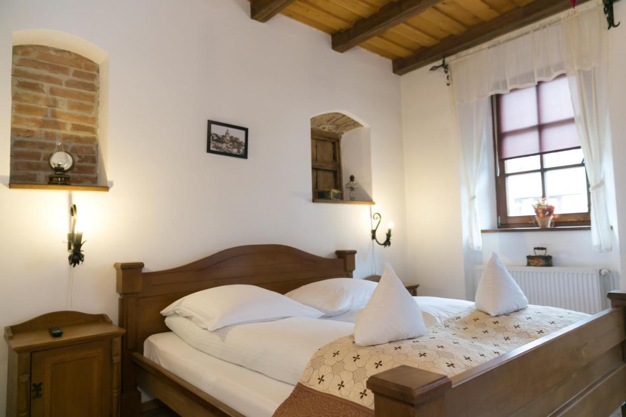 Hotel Casa Richter- Check-In Independent à Sighişoara Extérieur photo