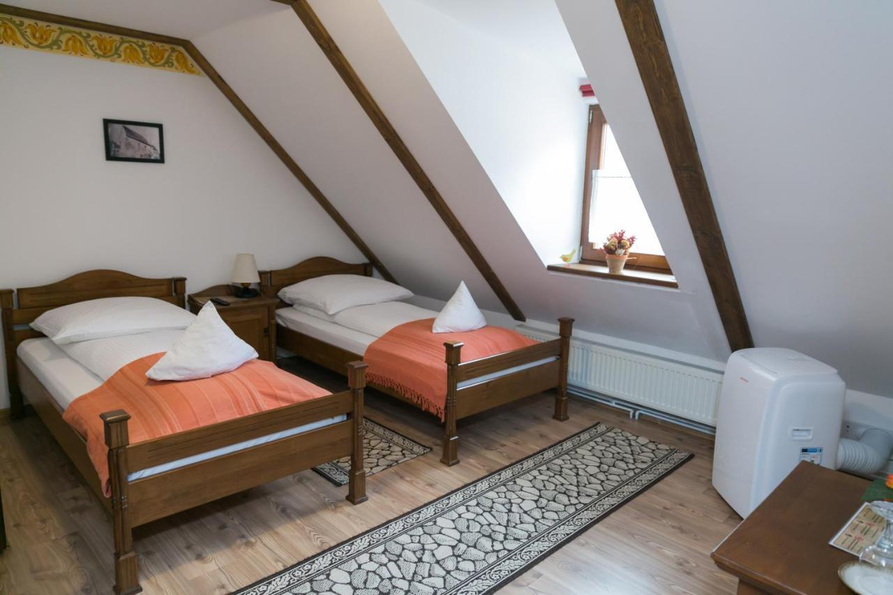Hotel Casa Richter- Check-In Independent à Sighişoara Extérieur photo